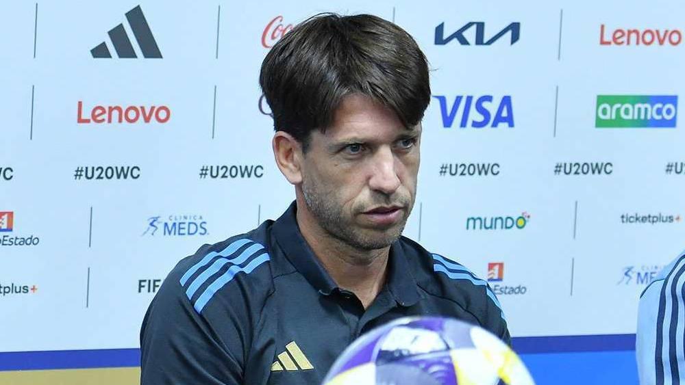 مدرب الأرجنتين للشباب: "المنتخب المغربي ليس الأفضل في العالم لكنهم أقوياء ومن الصعب منافستهم"