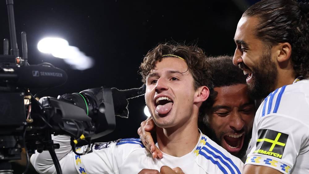 Leeds United bat West Ham (2-1) en Premier League