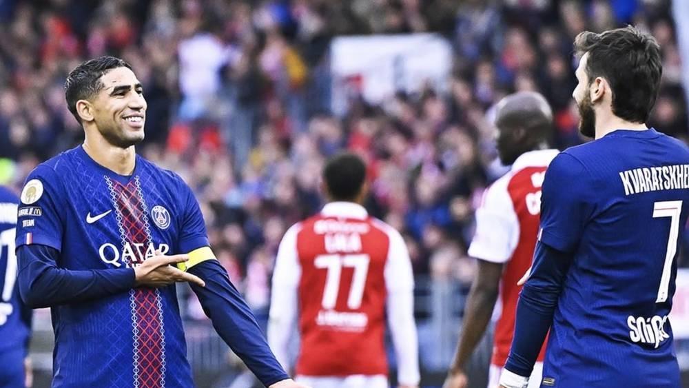 Doublé de Hakimi : le PSG s'impose 3-0 à Brest