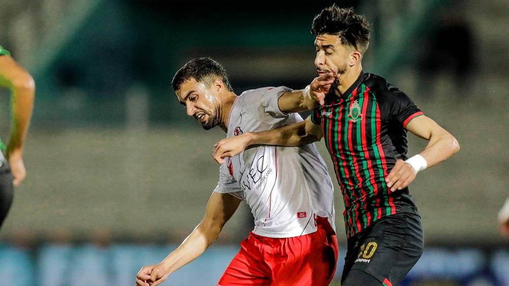 أبرزها قمة الجيش الملكي والفتح الرياضي.. العصبة تبرمج مباريات البطولة الاحترافية المؤجلة يومي 5 و6 نونبر المقبل