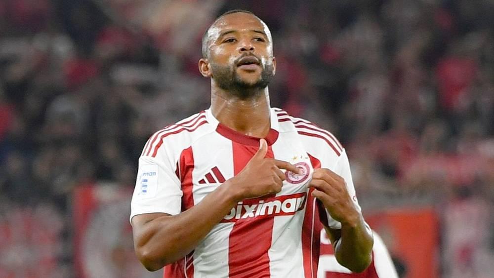 الكعبي يغيب عن قائمة أولمبياكوس لمواجهة فولوس في كأس اليونان