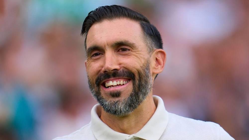 مدرب إلتشي: "فريق صغير يمكنه هزيمة عملاق مثل برشلونة وإذا ظننتُ أنني لن أفوز عليهم سأبقى في المنزل"