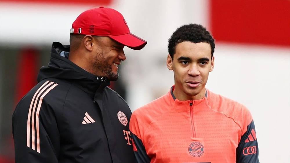 بعد 4 أشهر من الغياب.. بايرن ميونخ يكشف موعد عودة جمال موسيالا