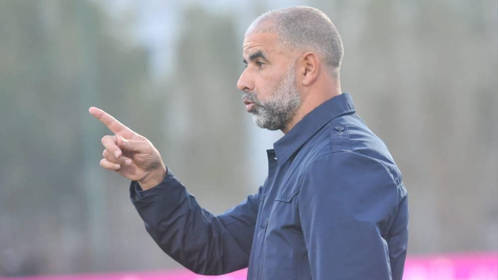 زمرات: "هناك أشياء تُحاك في الكواليس لذلك سأقدم استقالتي"