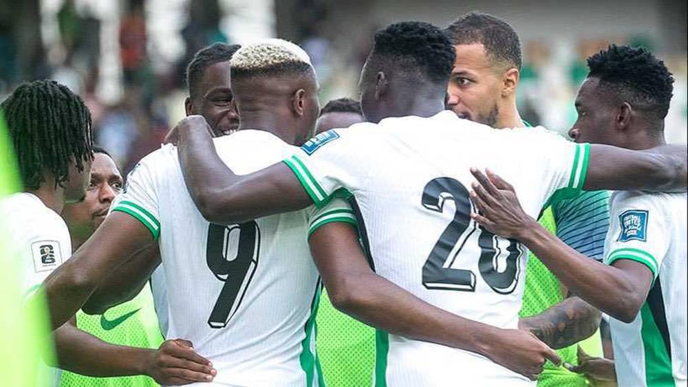 لاعبو المنتخب النيجيري يقاطعون التدريبات في المغرب بسبب عدم دفع مستحقاتهم المالية