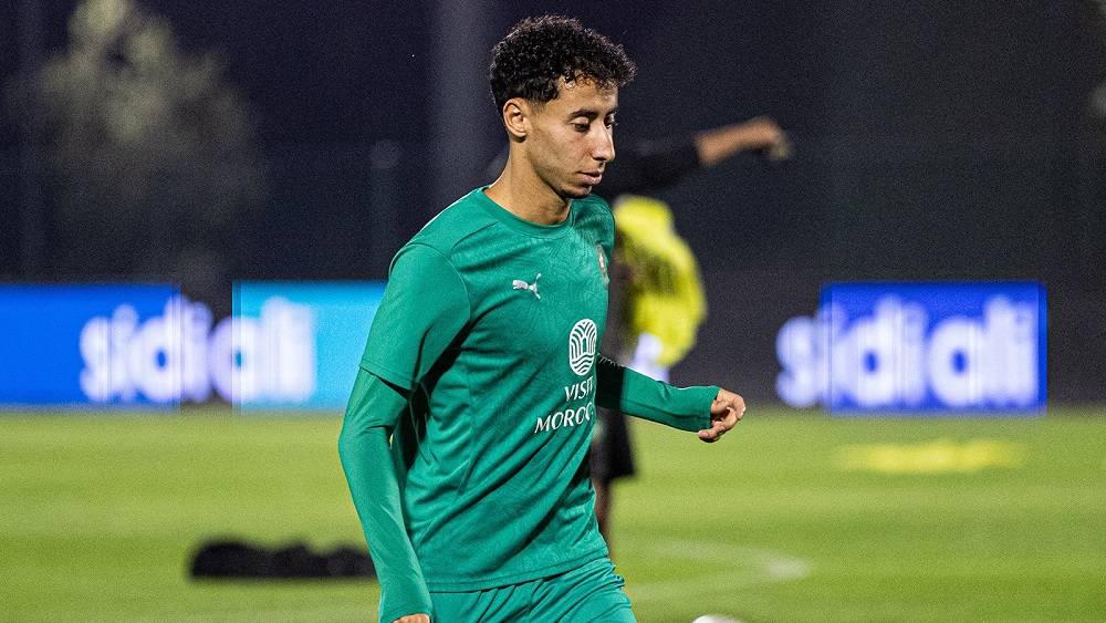 أنس صلاح الدين: "من الطبيعي أن تكون هناك منافسة في المنتخب لذلك أحتاج لإظهار مستواي"