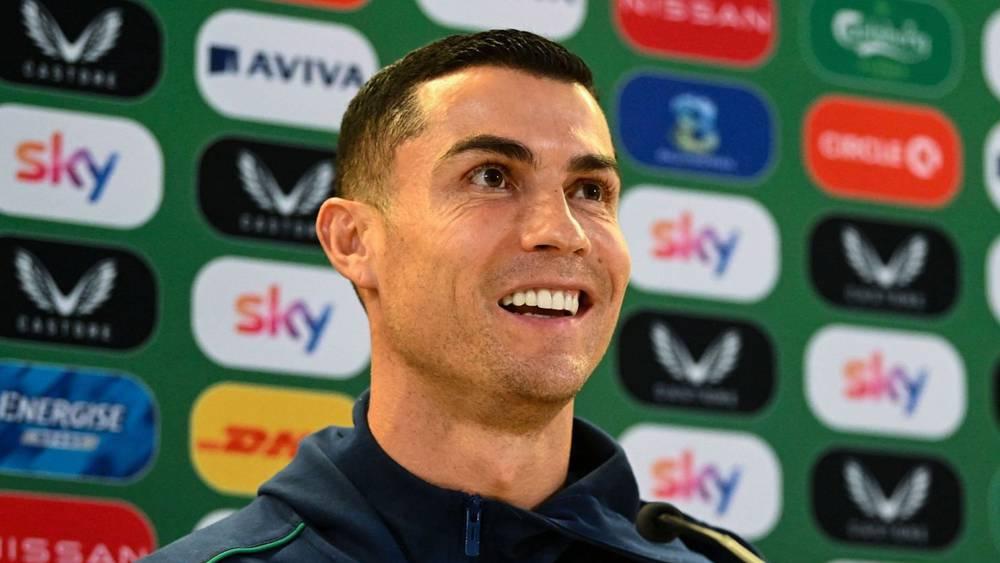 رونالدو: "أسجلُ هدفي الـ1000 في نهائي كأس العالم وأتوجَ بطلا؟ يبدو أنكم تشاهدون الكثير من الأفلام!"