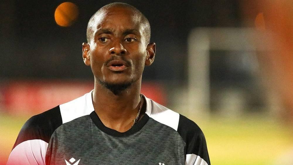 موكوينا: "تدريب الوداد من أصعب وأنبل إنجازاتي.. أعدت بناء فريق استنزف موارده المالية وقدته لتحقيق المركز الثالث"