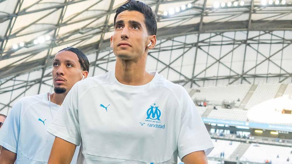 مدرب أولمبيك مارسيليا عن تواصل غياب أكرد بسبب الإصابة: "إنه أمر مؤثر لأنه مدافع لا يمكن تعويضه"