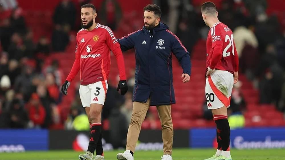 CAN : Amorim tente de retarder le départ de ses joueurs, dont Mazraoui