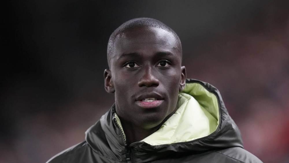 After 7 Months Out Injured, Alonso 'Forced' to Start Mendy Without Any Prior Minutes Since Return