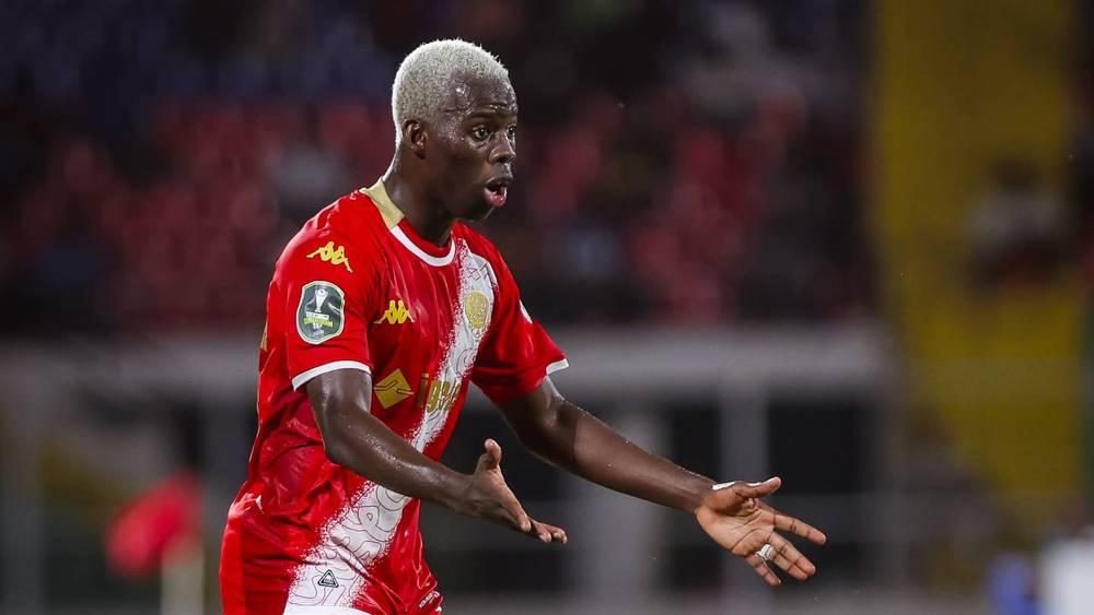 Wydad : "L'état d'Aziz Ki est stable après sa blessure à la tête et il restera sous surveillance médicale pendant 24 heures"