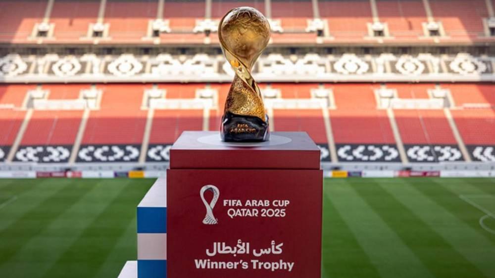 استبعاد اللاعب المصاب لمدة دقيقتين.. "الفيفا" يُطبق قرارا جديدا في كأس العرب 2025