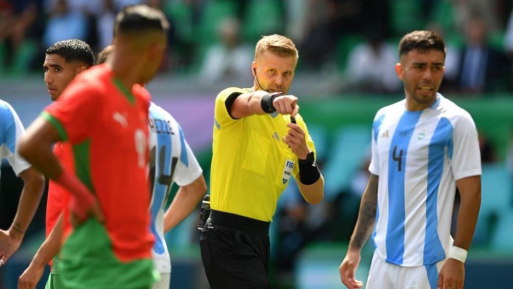 سبق وقاد مواجهة المغرب والأرجنتين "الشهيرة" في الأولمبياد.. السويدي غلين نيبرغ حكما لنهائي كأس العرب بين المغرب والأردن