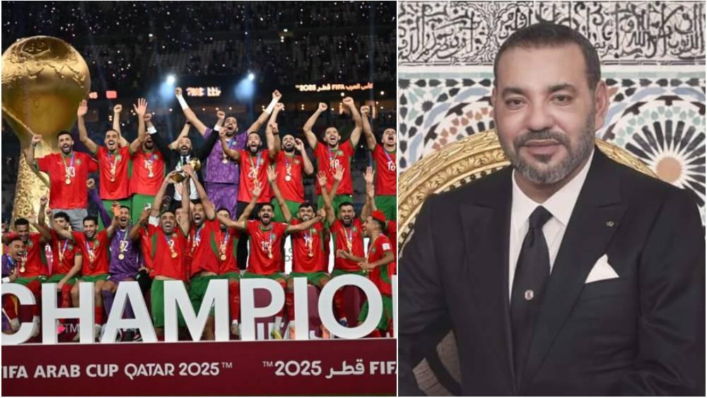 Le Roi Mohammed VI félicite les membres de l'équipe nationale A' après leur victoire en Coupe Arabe
