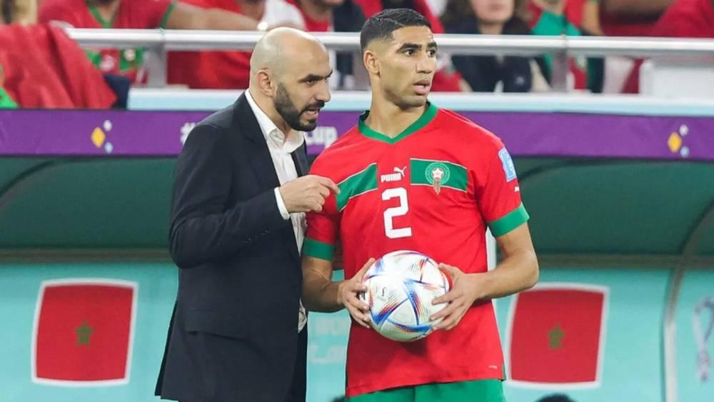 Regragui et Hakimi en conférence de presse samedi (10h45 GMT+1) avant le match contre les Comores