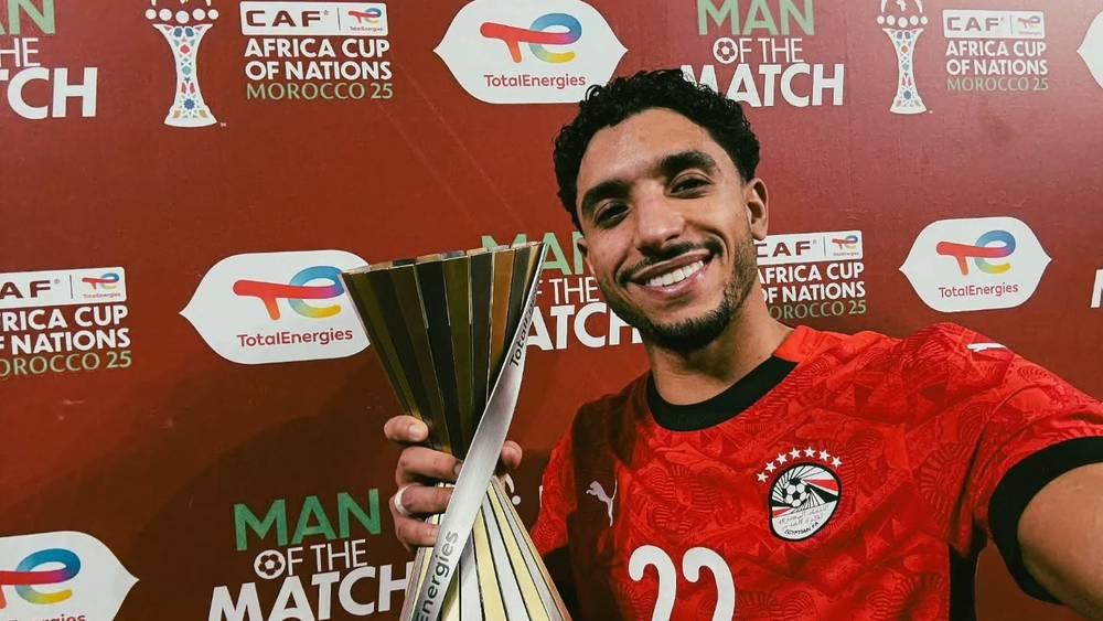 مرموش يتوج بجائزة "رجل المباراة" بين مصر وزيمبابوي