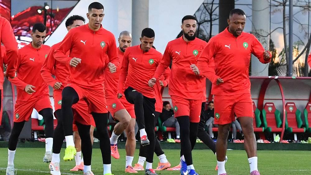 المنتخب المغربي يبدأ تحضيراته لمواجهة زامبيا بحصة تدريبية صباحية