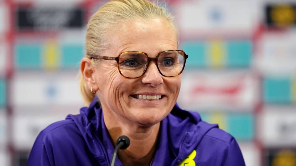 مدربة إنجلترا سارينا ويغمان تحصل على وسام الشرف الملكي