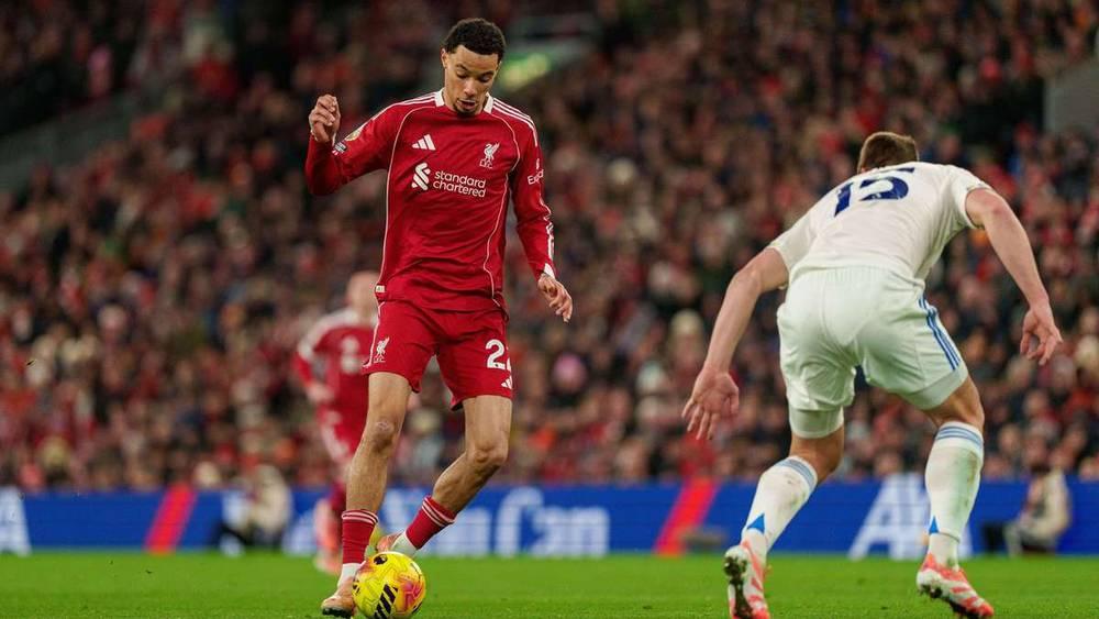 إيكيتيكي يعترف: إصابة إيزاك منحتني فرصة اللعب أساسيًا