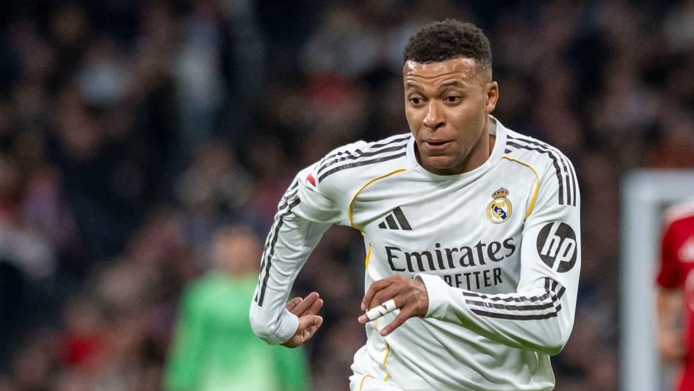 مبابي على دكة البدلاء في نهائي السوبر الإسباني