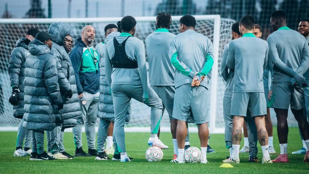 منتخب نيجيريا يعود إلى فاس ويُباشر التحضير لمواجهة المغرب بحصة تدريبية لإزالة العياء