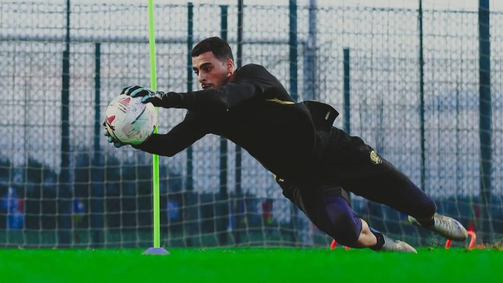 مطيع يعلن رحيله عن الوداد: "حان الوقت لطيّ صفحة مهمة في مسيرتي الكروية.. كان ارتداء هذا القميص شرفا وفخرا كبيرين لي"