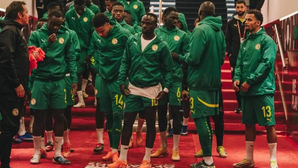 منتخب السنغال يغادر طنجة لأول مرة منذ 19 دجنبر ويتوجّه إلى الرباط تأهبًا لخوض النهائي
