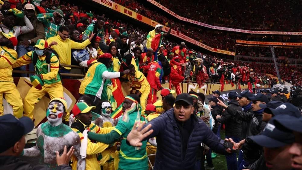 هيئة الأطباء والطلبة المغاربة المقيمين بالسنغال يدينون أحداث العنف بعد نهائي "الكان"