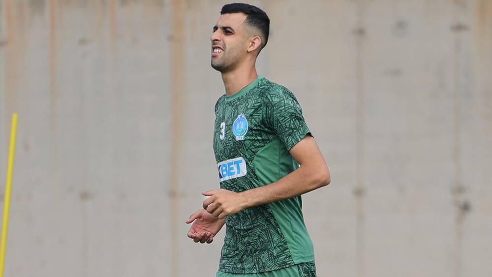 بلعمري مودعا مكونات الرجاء: "عشت بينكم لحظات لا تُنسى وأغادر مرتاح الضمير لأنني لم أبخل على هذا القميص ولا لحظة"