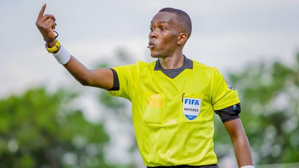 عصبة الأبطال/ طاقم تحكيمي من رواندا لقيادة مواجهة الجيش الملكي أمام مضيفه شبيبة القبائل