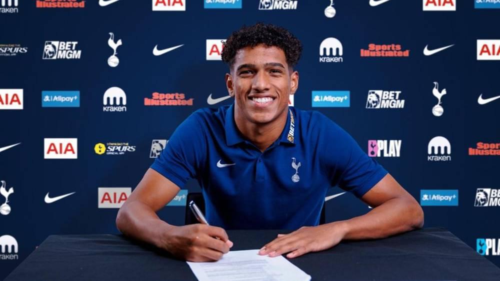 توتنهام يضم المدافع البرازيلي الشاب سوزا