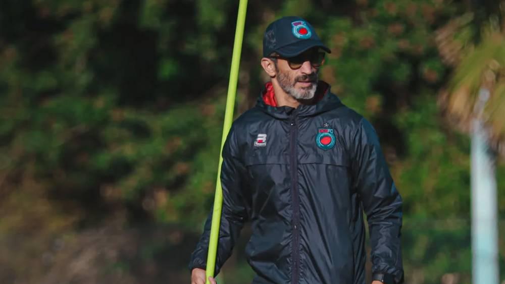 عبوب (مدرب أ.آسفي): "سنبذل قصارى جهدنا للفوز على سان بيدرو رغم قساوة الظروف المناخية"