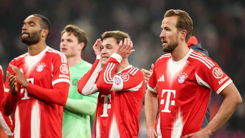 أوغسبورغ يلحق أول هزيمة بـايرن ميونخ في الدوري الألماني هذا الموسم