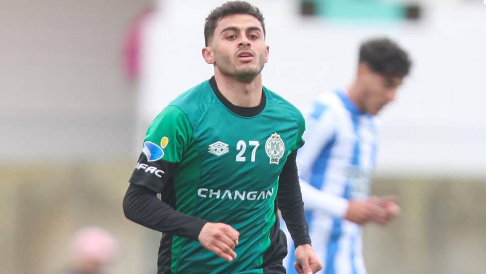 تشكيلة الرجاء أمام اتحاد تواركة.. حضور رسمي لشرارة وماتياس والخماس ومقدم يشكل ثنائية الدفاع رفقة خفيفي