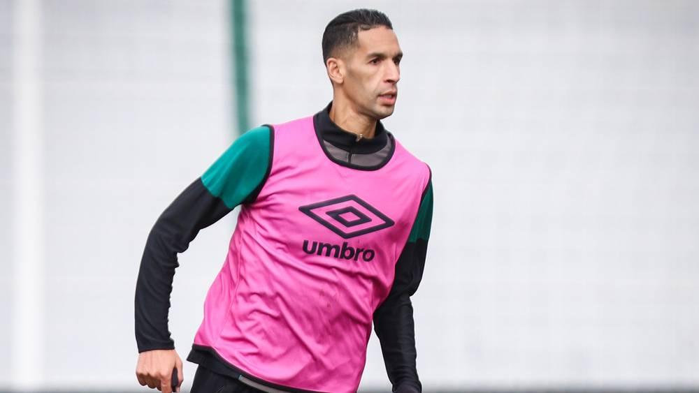 بانون: "غيابي عن مباراة اتحاد تواركة جاء بقرار فني ومقدم وخفيفي لعبا مباراة كبيرة"