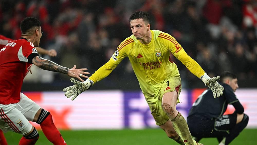 حارس بنفيكا بعد تسجيله هدفا على ريال مدريد: "لو تدربت لأحرزت 15 هدفا على الأقل في الموسم"