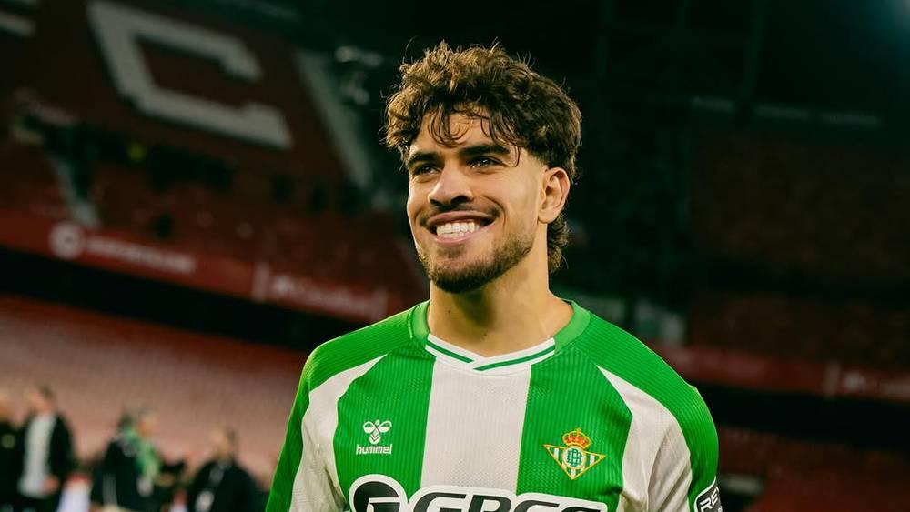 الزلزولي: "ما زلت أشعر ببعض الإرهاق بعد كأس أفريقيا لكنني أعمل كل يوم لأكون جاهزا بنسبة 100%"