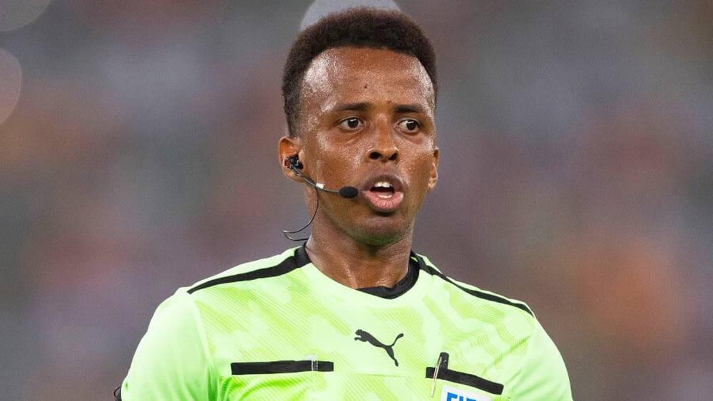 الصومالي عمر أرتان حكما لمباراة أولمبيك آسفي ودجوليبا في كأس الكونفدرالية