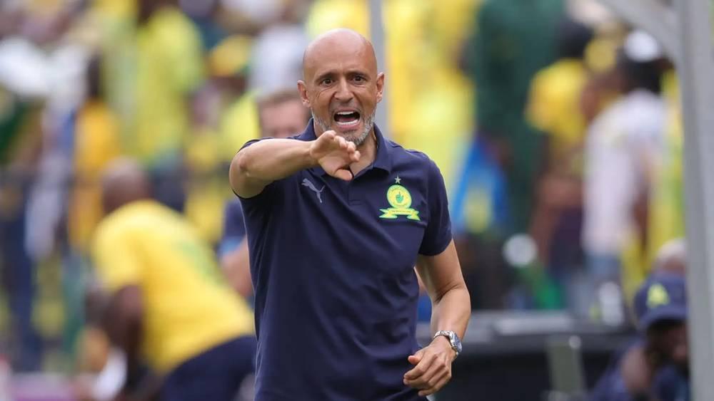 مدرب سانداونز: "في جنوب أفريقيا مسؤولو بعض الأندية يلتقون بالحكام صباح يوم المباراة!"