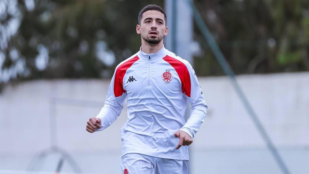 بوشواري: "الوداد لا يرى خلفه ويحاول دائما الفوز من أجل التواجد في المقدمة دائما"