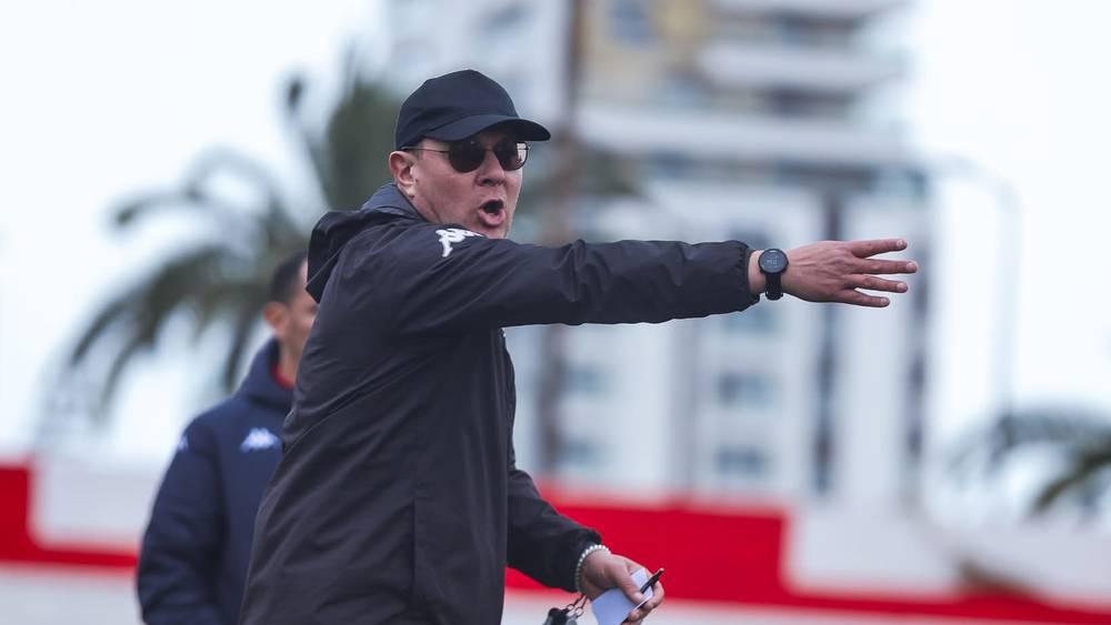 تشكيلة الوداد أمام نيروبي.. بنهاشم يعتمد على زياش وفاكا في الوسط وبانياغوا يقود الهجوم رفقة أمرابط وهنوري