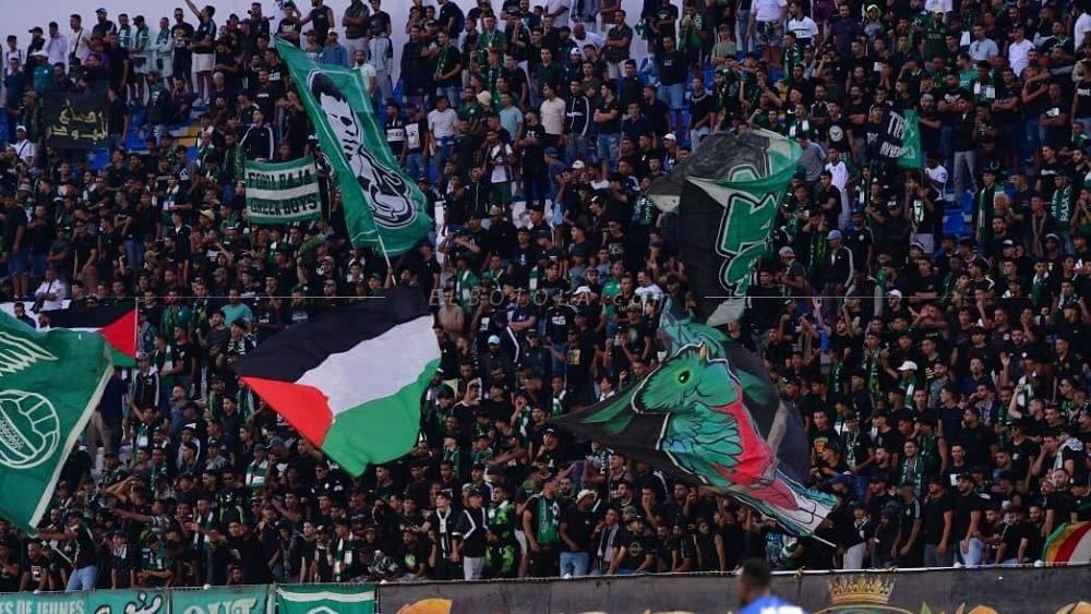 انطلاق بيع تذاكر مباراة الرجاء ضد اتحاد يعقوب المنصور.. أثمنتها تتراوح بين 60 و 1400 درهم