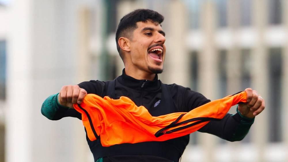 الرجاء يستعيد مدافعه خفيفي خلال مواجهة اتحاد يعقوب المنصور