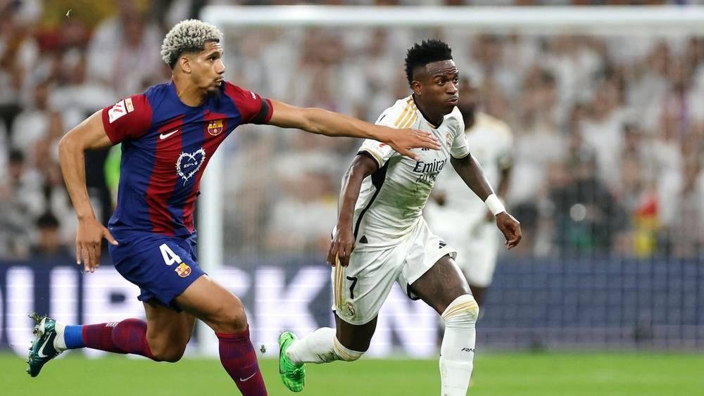 فينيسيوس يقدم دعما مباشرا للاعب برشلونة أراوخو بعد أزمته النفسية