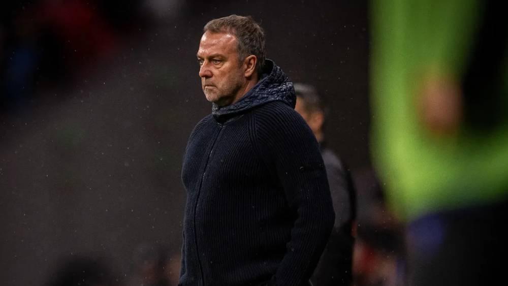 فليك: "الهزيمة أمام أتلتيكو مدريد مؤلمة وتعلمنا درسا كبيرا في أول 45 دقيقة"