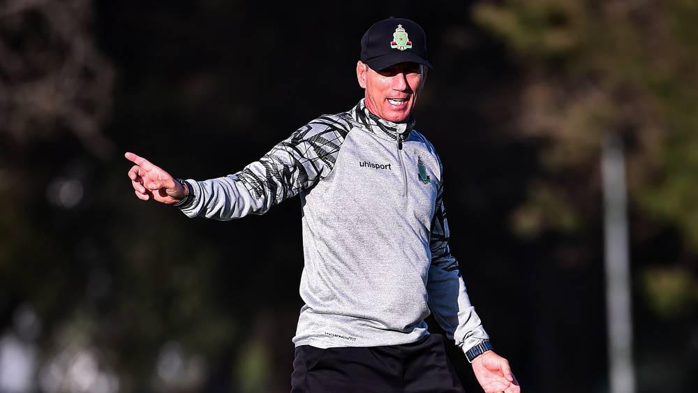 سانتوس: "لم أكن يوما مدربا يحاول إضاعة الوقت وهدفنا الفوز والتأهل ضد أي فريق سنواجهه في الربع"