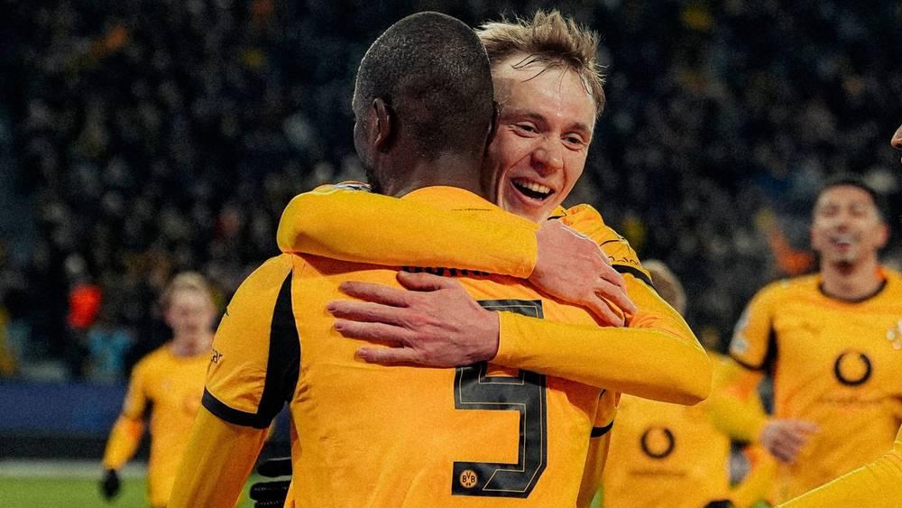 دوري أبطال أوروبا/ بوروسيا دورتموند يحسم ذهاب الملحق بانتصاره على أتالانتا (2-0)