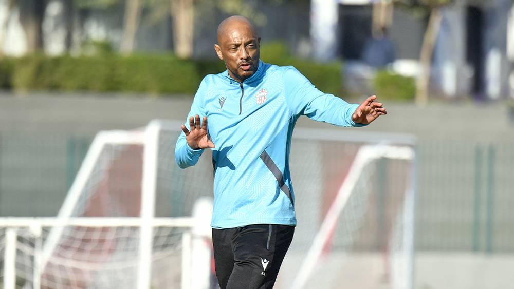 حسنية أكادير يؤكد استمرار أمير عبدو مدربا للفريق وينفي شائعات رحيله