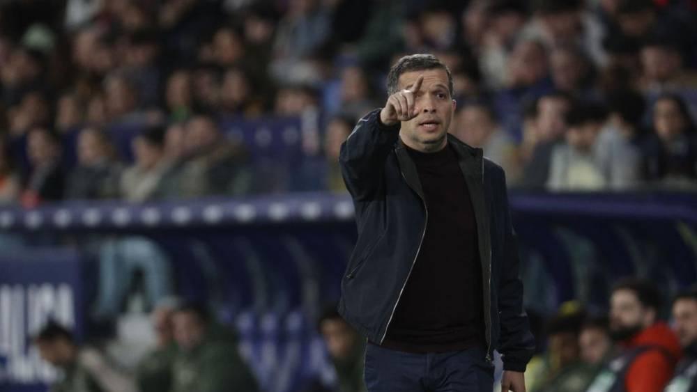 Suspension de trois matchs pour Kervin Arriaga et l'entraîneur adjoint de Levante